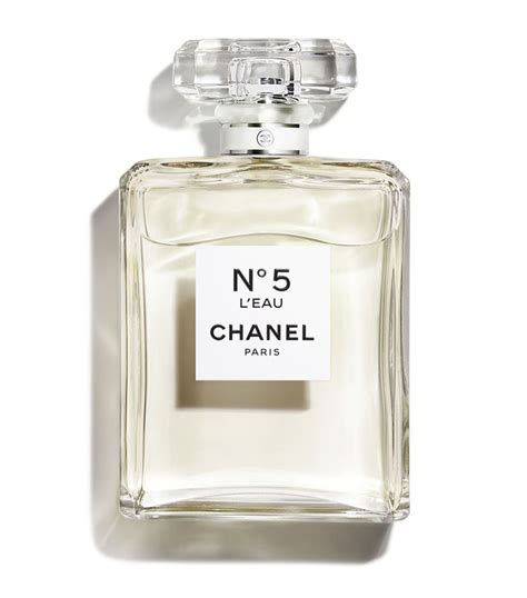 eau de toilette spray chanel